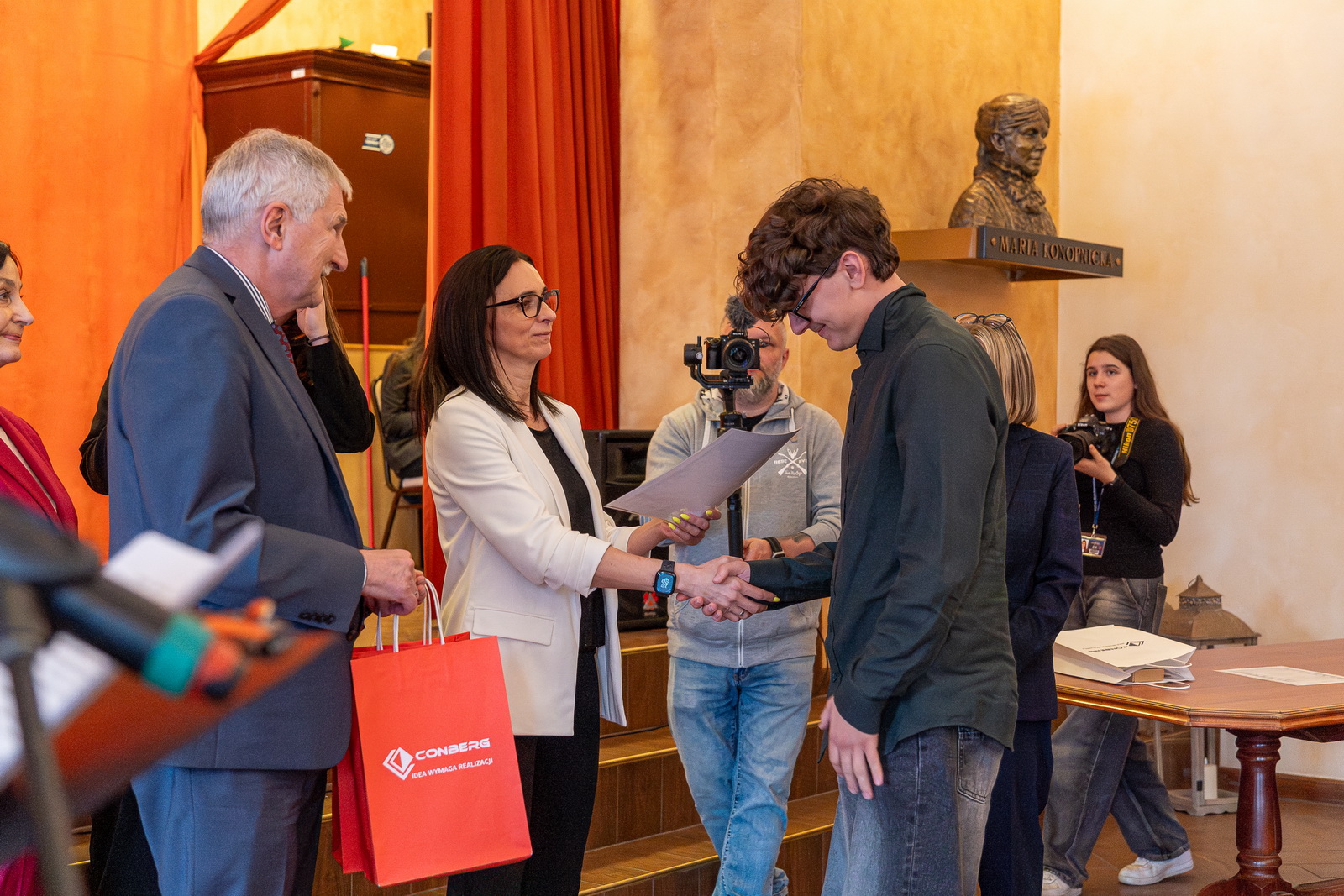 Zdjęcie 27.03.2026 Deutsch in der Hauptrolle-15a6e3a869-49bb-4b55-8024-898a79d839cf.jpg w galerii Deutsch in der Hauptrolle - wyniki VIII edycji